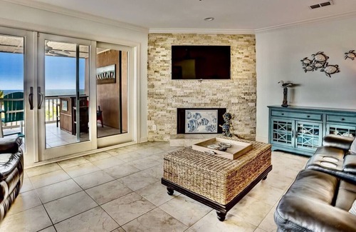 Tybee Island Condo | Porpoise Point #3 ~ On the Strand! ~ Oceanfront So