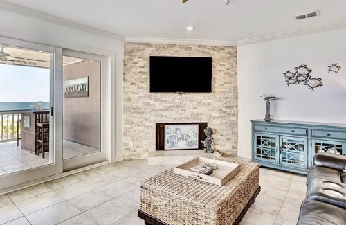Tybee Island Condo | Porpoise Point #3 ~ On the Strand! ~ Oceanfront So