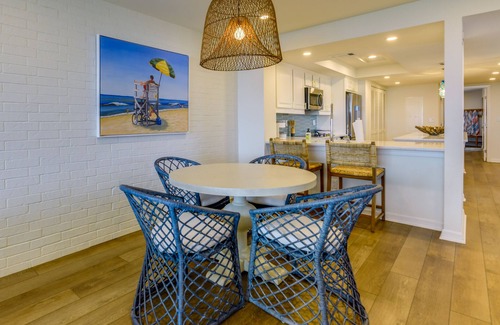 Port Aransas Condo | Port Aransas Vacation Rental w/Pools - Near Beach