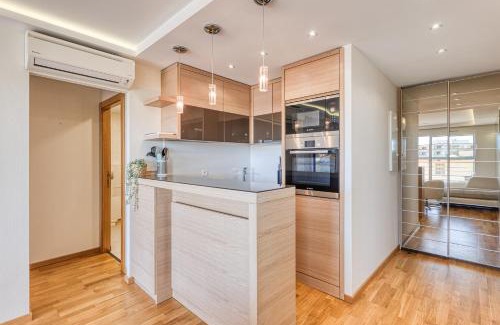 Golfe Juan Apartment | Port Azur Sea View - Happy Rentals