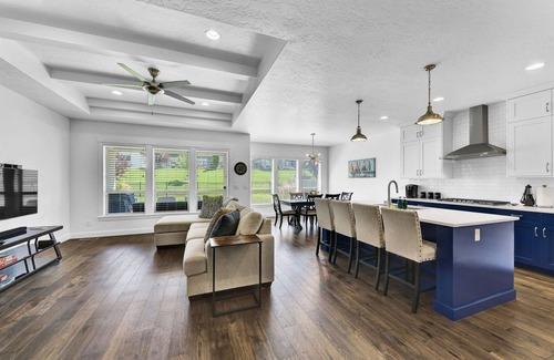 Nampa House | Port Blue! Nampa home near Red Hawk golf course