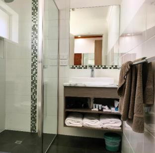 Port Campbell Hotel | Port Campbell Motor Inn