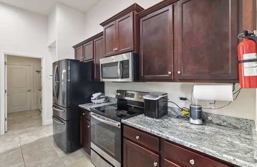 Port Charlotte House | Port Charlotte Haven: 4BR/2BA Retreatn