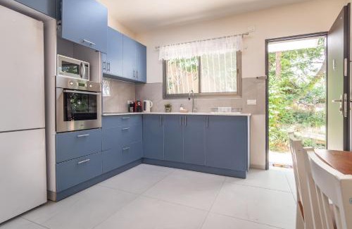 Haifa Apartment | PORT CITY HAIFA - Luxury Apartments 50 mtrs From The Beach