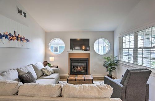 Port Clinton House | Port Clinton Home with Lake Views!