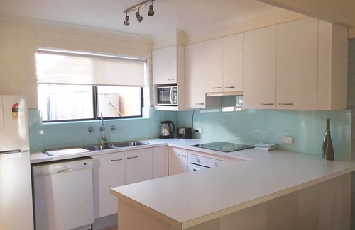 Port Elliot Apartment | Port Elliot | Beachfront | Entertaining Terrace Space