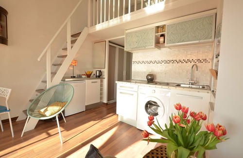 Port Grimaud Apartment | Port Grimaud : Frantastic View for this Romantic flat, renovated.
