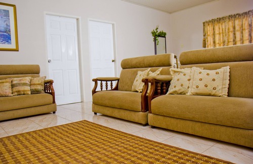 Piarco Apartment | Port of Spain Windy Guest Apartment