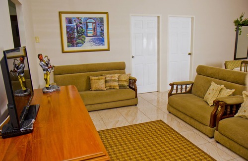 Piarco Apartment | Port of Spain Windy Guest Apartment