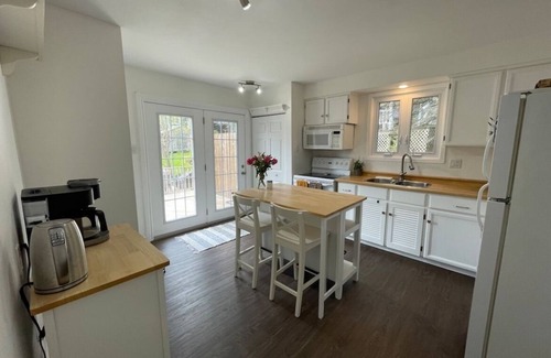 Port Stanley House | Port Stanley Retreat!