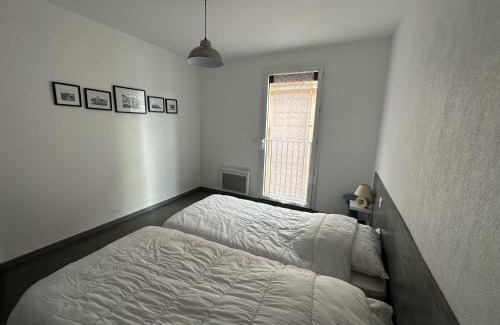 Port-Vendres Apartment | Port-Vendres - Appartement F3 avec parking et WIFI - FR-1-309-241