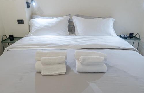 Cit Turin Apartment | Porta Susa Lovely Mini Studio