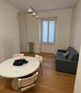 Central Station Apartment | Porta Venezia - quiet home in Old Milan