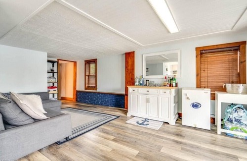 Portage Lakes House | Portage Lakes Escape - 5 Bedroom Lakefront Home