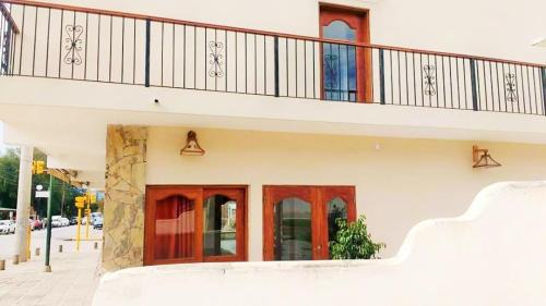 El Carril Hotel | Portal De Los Valles