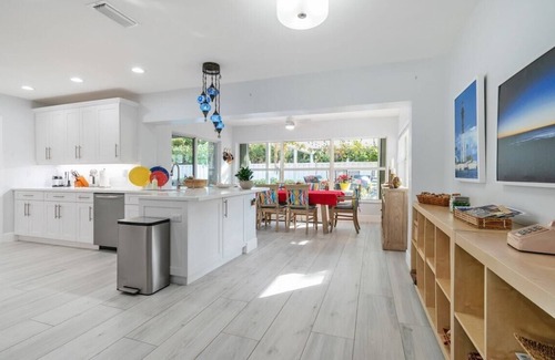 Pompano Beach House | Portal2TheSea Only STEPS to the BEACH