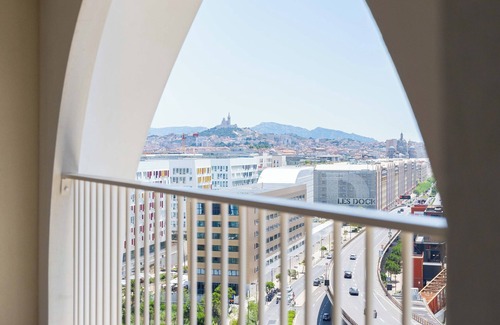 Euromed - La Joliette Apartment | Porte Bleue Marseille