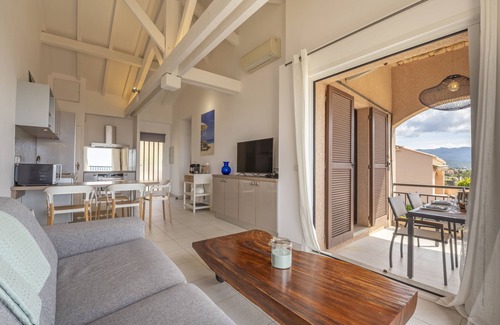 Porticcio Apartment | Porticcio: Luxury Apartment with sea view, swimming pool et tennis