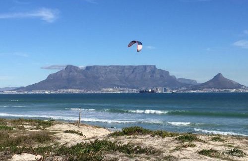 Bloubergstrand Apartment | Portico 606