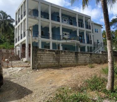 Blue Mountains National Park Apartment | Portland Jamaica! Green and Lush! Volcano and Falls Yes!