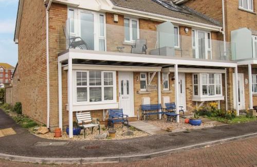 Wyke Regis House | Portland Pebble