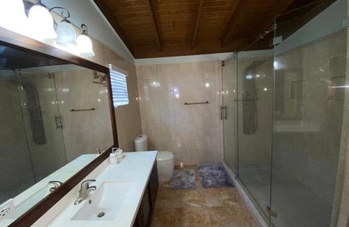 Portmore House | Portmore - Private AFFORDABLE Bedroom - FAN ONLY with Pay Per Use AC OR - FULL AC Choose Standard room or Superior King Accordingly