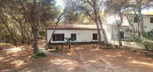 Porto Pino House | Porto Pineto villa indipendente 100 mt dal mare IUNP7395