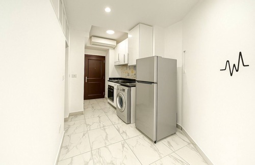 Al-Manasrah Ski Chalet | Porto Said Seaview Unit
