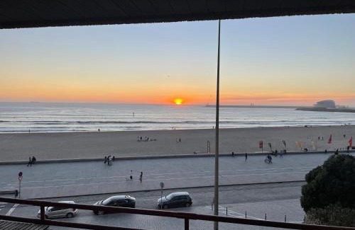 Leixões Apartment | Porto - Sunset flat at the beach - Free parking