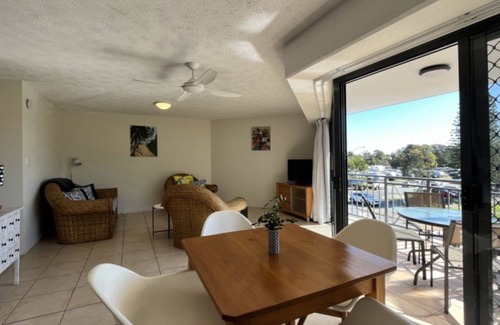 Dicky Beach Apartment | PORTOBELLO BY THE SEA UNIT 34