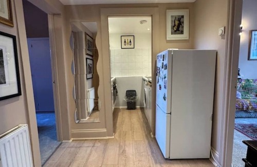 Golborne Apartment | Portobello locals apartment