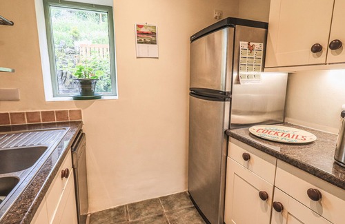 Lindale House | PORTOBELLO, pet friendly, with a garden in Lindale