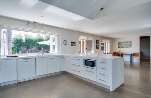 Portsea House | Portsea Place - 1 NIGHT FREE!* - Location can't get any better than this. In the heart of Portsea