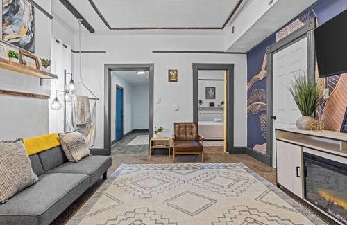 Portsmouth Apartment | Portside~Kid Friendly~Fast Wi-Fi~Self Check in