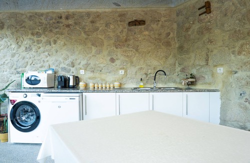 Ponte de Lima Villa | Portugal Active Fundão Farm