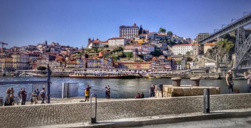 Santa Marinha House | Portus Ribeira House