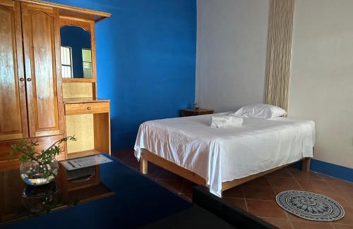 Lazaro Cardenas Bed & Breakfast | Posada Carambola