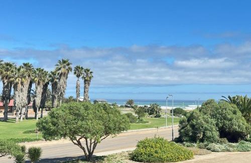 Vineta House | Poseidon Beachfront Holiday Home