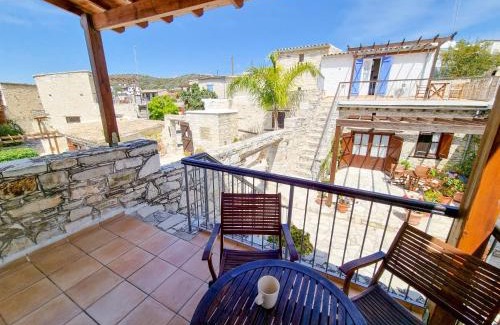 Skarinou Apartment | Poseidon's Pool Paradise