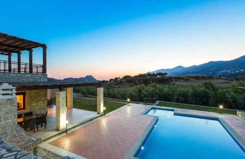 Lefkogeia Villa | Poseidon Villa, nestled in the picturesque south, By ThinkVilla