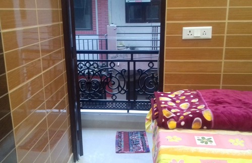 Lajpat Nagar Apartment | Posh S.delhi Foreigners Area, V.safe, Lajpat Ngr-2