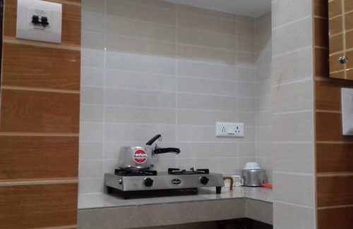 Lajpat Nagar Apartment | Posh south delhi foreigners area, cream location and very safe for females