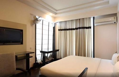 Gurugram Hotel | Posh Suites Gurgaon