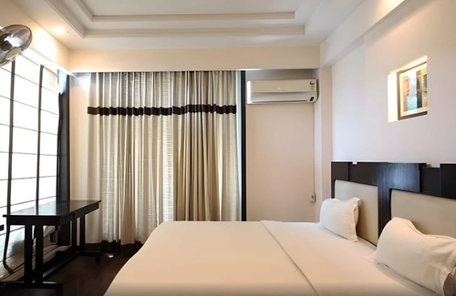 Gurugram Hotel | Posh Suites Gurgaon