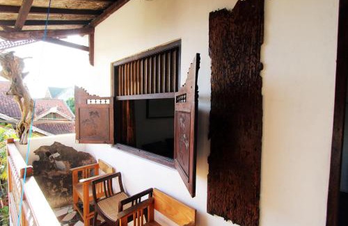 Yogyakarta House | Posnya Seni Godod Art Gallery & Homestay