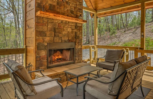 Morganton Cabin | Possum Holler by Escape to Blue Ridge