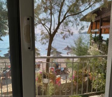 Himare Hotel | Potami Seashell