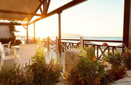 Potokaki Hotel | Potokaki Beachfront Hotel