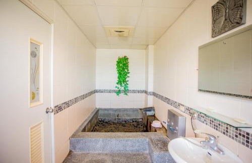 Jiaoxi Bed & Breakfast | Pottery B&B