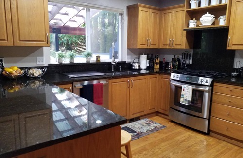 Poulsbo House | Poulsbo Viking Vinland Crest. close to Bangor Base, St.Michael Medical center.